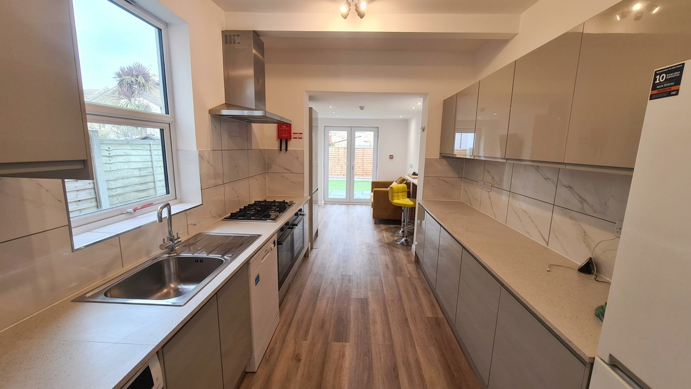 6 bed HMO conversion in Southend-on-Sea – photo 13